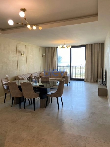 Aylıq Kirayə 2 otaqlı Yeni Tikili bina evi  115m², Bakı