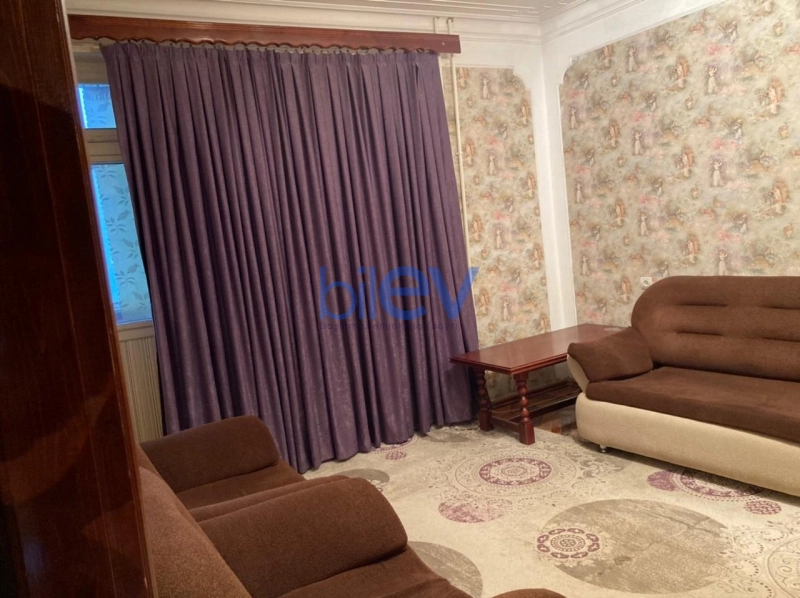 Aylıq Kirayə 3 otaqlı Köhnə Tikili bina evi  80m², Bakı