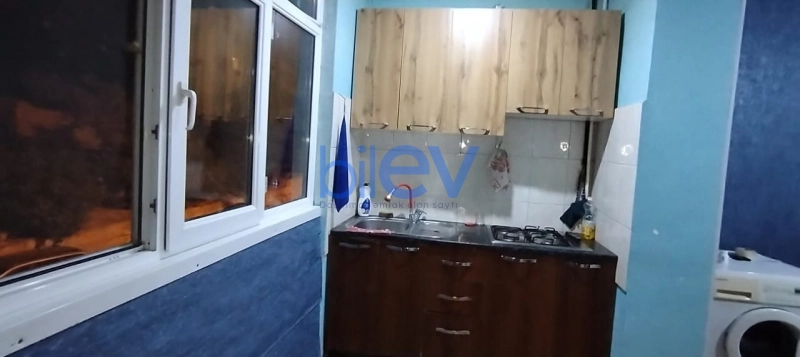 Aylıq Kirayə 3 otaqlı Köhnə Tikili bina evi  70m², Bakı