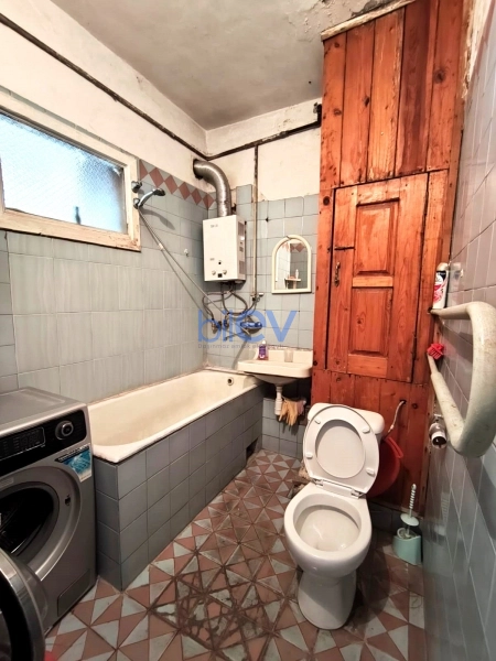 Aylıq Kirayə 1 otaqlı Köhnə Tikili bina evi  40m², Bakı