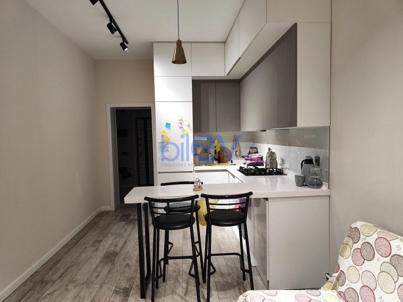 Aylıq Kirayə 3 otaqlı Yeni Tikili bina evi  67m², Bakı