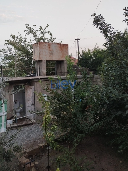 Satış 9 otaqlı Torpaq  200m², Bakı