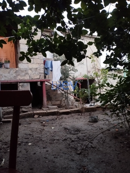 Satış 9 otaqlı Torpaq  200m², Bakı