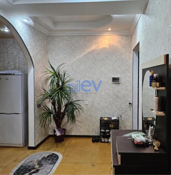 Aylıq Kirayə 2 otaqlı Yeni Tikili bina evi  65m², Bakı