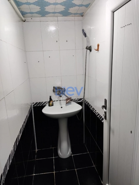 Aylıq Kirayə 3 otaqlı Köhnə Tikili bina evi  70m², Bakı