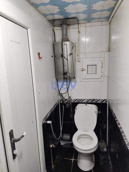 Aylıq Kirayə 3 otaqlı Köhnə Tikili bina evi  70m², Bakı