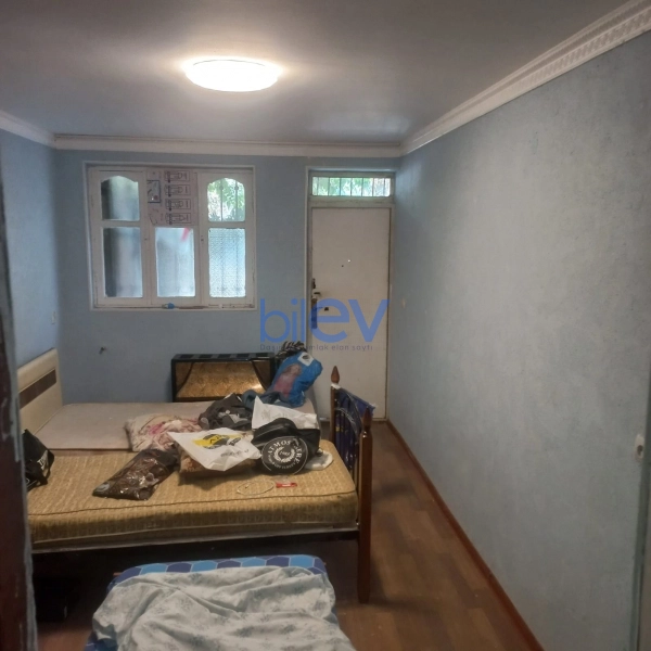 Aylıq Kirayə 3 otaqlı Köhnə Tikili bina evi  70m², Bakı