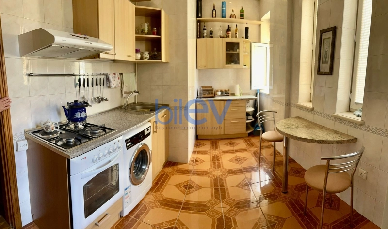 Aylıq Kirayə 2 otaqlı Yeni Tikili bina evi  90m², Bakı