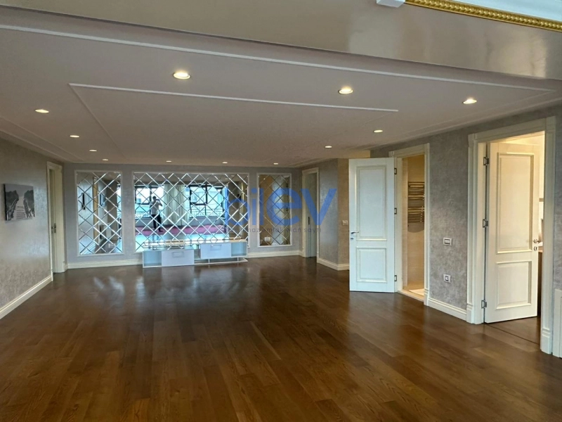 Satış 7 otaqlı Bağ evi  500m², Bakı