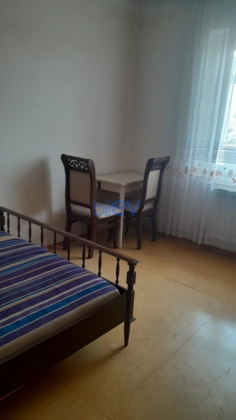 Aylıq Kirayə 2 otaqlı Köhnə Tikili bina evi  56m², Bakı