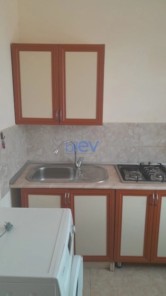 Aylıq Kirayə 2 otaqlı Köhnə Tikili bina evi  56m², Bakı