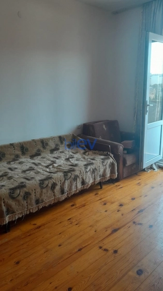 Aylıq Kirayə 2 otaqlı Köhnə Tikili bina evi  56m², Bakı