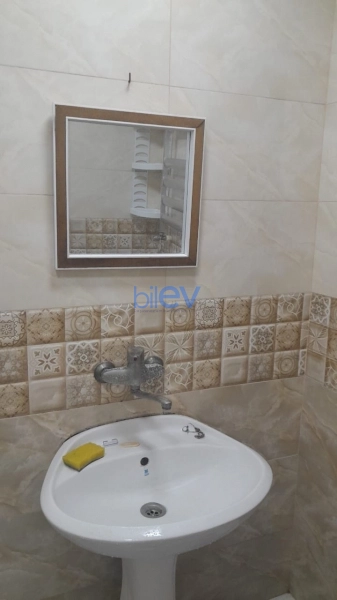 Aylıq Kirayə 2 otaqlı Köhnə Tikili bina evi  56m², Bakı
