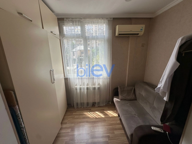 Satış 2 otaqlı Köhnə Tikili bina evi  45m², Bakı