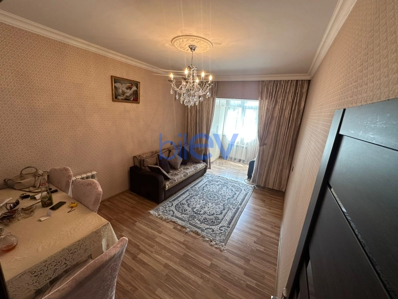 Satış 2 otaqlı Köhnə Tikili bina evi  45m², Bakı