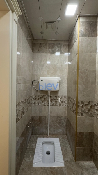 Aylıq Kirayə 3 otaqlı Yeni Tikili bina evi  130m², Bakı