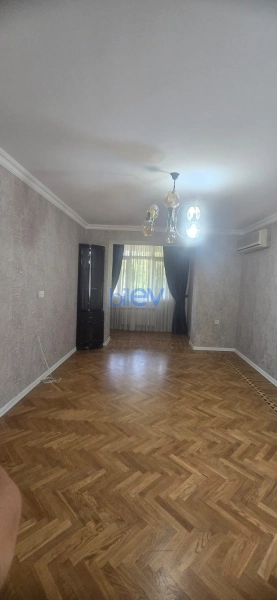 Aylıq Kirayə 2 otaqlı Köhnə Tikili bina evi  50m², Bakı