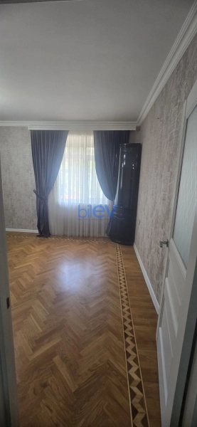 Aylıq Kirayə 2 otaqlı Köhnə Tikili bina evi  50m², Bakı
