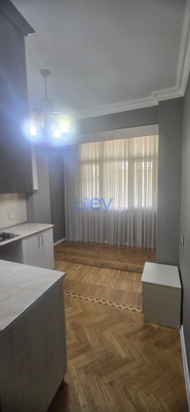 Aylıq Kirayə 2 otaqlı Köhnə Tikili bina evi  50m², Bakı
