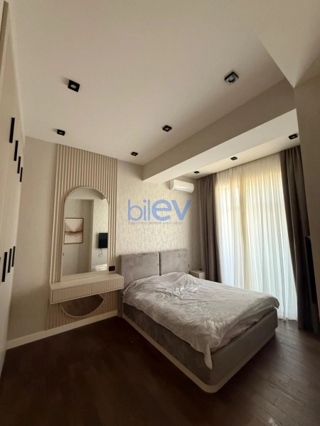 Aylıq Kirayə 3 otaqlı Yeni Tikili bina evi  120m², Bakı