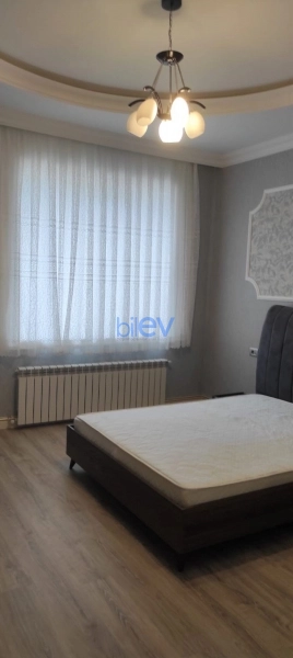 Aylıq Kirayə 6 otaqlı Həyət evi  340m², Bakı