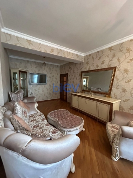 Aylıq Kirayə 2 otaqlı Yeni Tikili bina evi  80m², Bakı