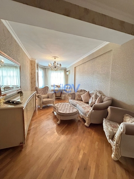 Aylıq Kirayə 2 otaqlı Yeni Tikili bina evi  80m², Bakı