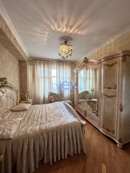 Aylıq Kirayə 2 otaqlı Yeni Tikili bina evi  80m², Bakı