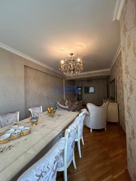 Aylıq Kirayə 2 otaqlı Yeni Tikili bina evi  80m², Bakı