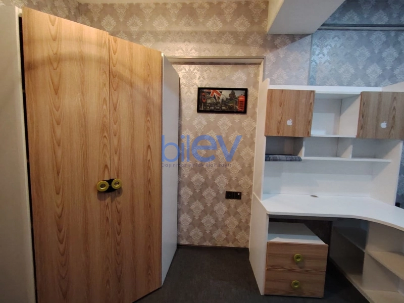 Aylıq Kirayə 3 otaqlı Köhnə Tikili bina evi  68m², Bakı