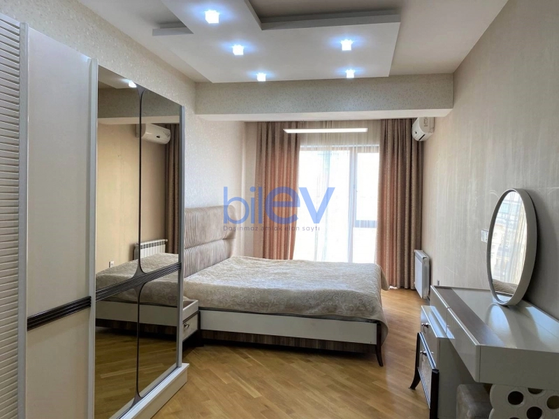 Aylıq Kirayə 2 otaqlı Yeni Tikili bina evi  120m², Bakı