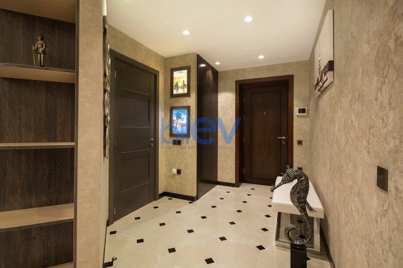 Aylıq Kirayə 2 otaqlı Yeni Tikili bina evi  90m², Bakı