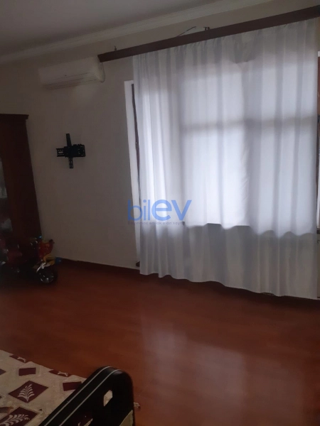 Aylıq Kirayə 2 otaqlı Köhnə Tikili bina evi  45m², Bakı