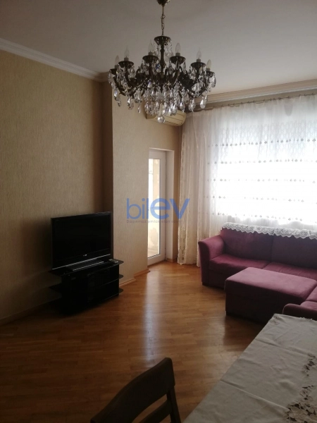 Aylıq Kirayə 2 otaqlı Yeni Tikili bina evi  77m², Bakı