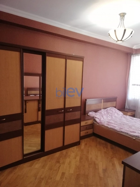 Aylıq Kirayə 2 otaqlı Yeni Tikili bina evi  77m², Bakı