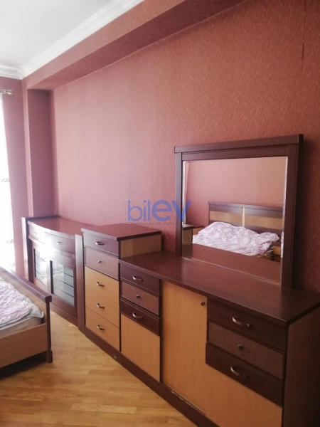 Aylıq Kirayə 2 otaqlı Yeni Tikili bina evi  77m², Bakı