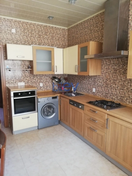 Aylıq Kirayə 2 otaqlı Yeni Tikili bina evi  77m², Bakı