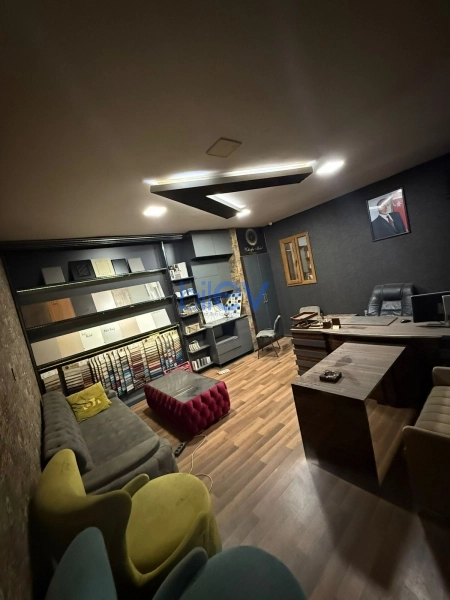 Aylıq Kirayə 4 otaqlı Obyekt  240m², Bakı