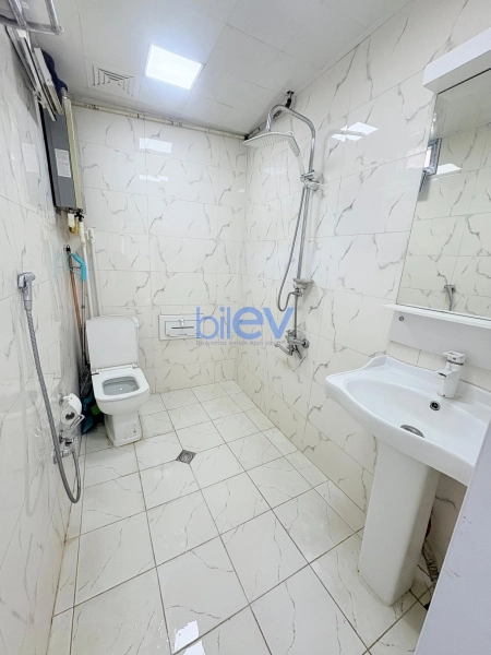 Aylıq Kirayə 2 otaqlı Köhnə Tikili bina evi  52m², Bakı