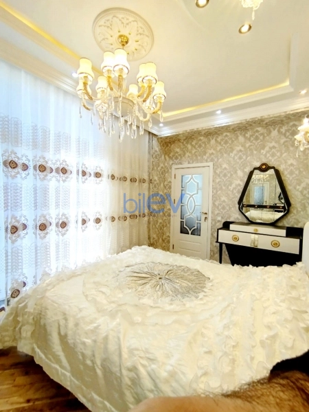 Aylıq Kirayə 3 otaqlı Yeni Tikili bina evi  106m², Bakı