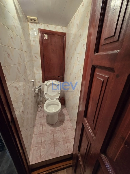 Aylıq Kirayə 3 otaqlı Köhnə Tikili bina evi  71m², Bakı
