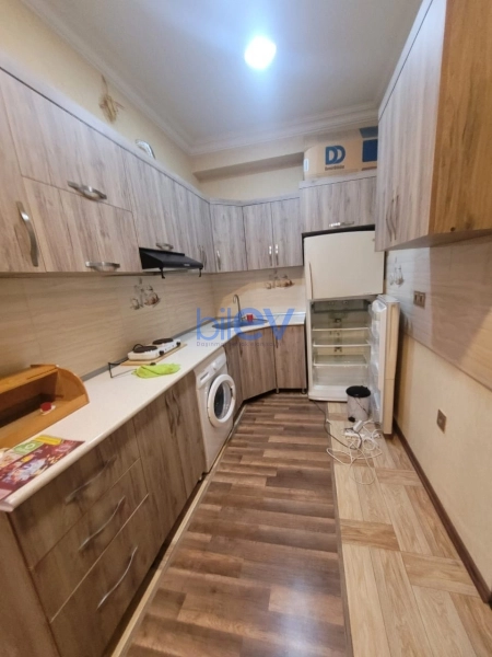 Aylıq Kirayə 2 otaqlı Yeni Tikili bina evi  75m², Bakı