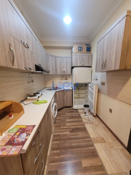 Aylıq Kirayə 2 otaqlı Yeni Tikili bina evi  75m², Bakı