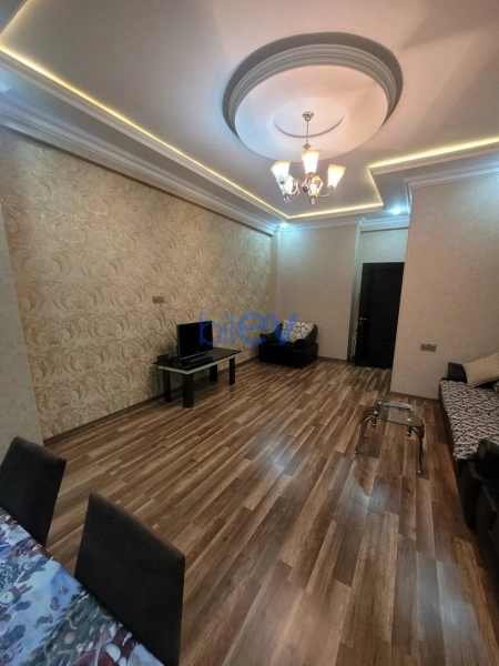 Aylıq Kirayə 2 otaqlı Yeni Tikili bina evi  75m², Bakı