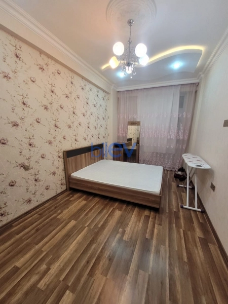 Aylıq Kirayə 2 otaqlı Yeni Tikili bina evi  75m², Bakı