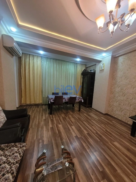 Aylıq Kirayə 2 otaqlı Yeni Tikili bina evi  75m², Bakı