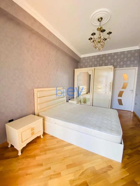 Aylıq Kirayə 2 otaqlı Yeni Tikili bina evi  68m², Bakı