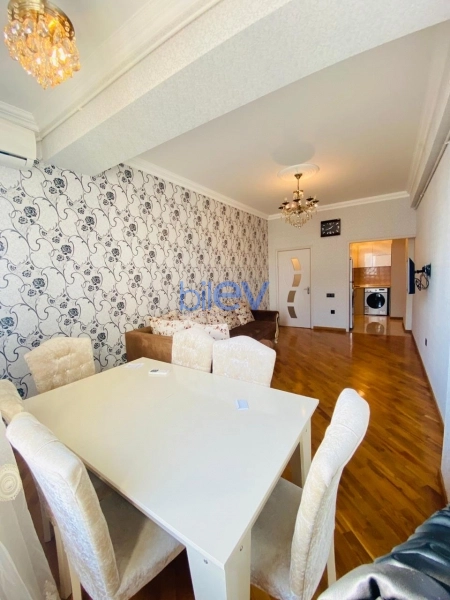Aylıq Kirayə 2 otaqlı Yeni Tikili bina evi  68m², Bakı