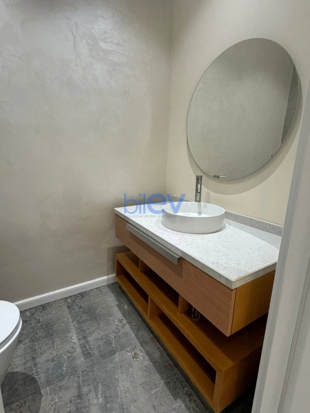 Aylıq Kirayə 3 otaqlı Yeni Tikili bina evi  150m², Bakı