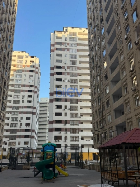 Satış 2 otaqlı Yeni Tikili bina evi  102m², Bakı